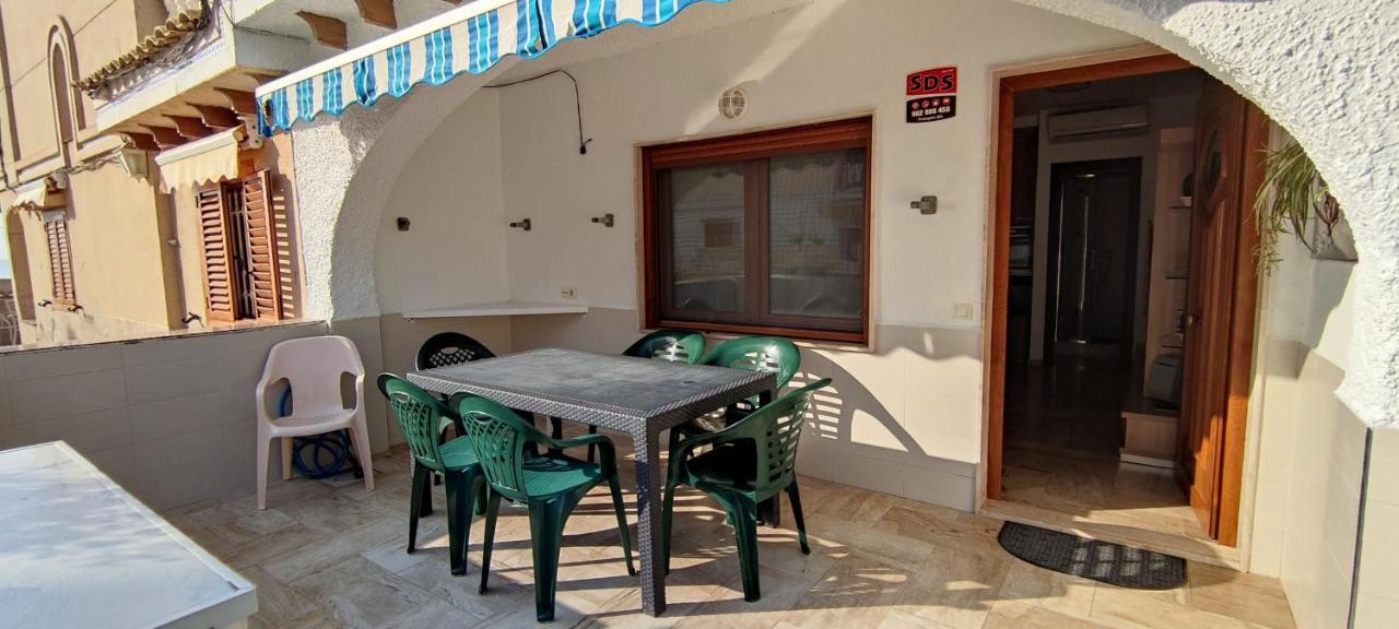 Beach Breeze Townhouse By The Beach Santa Pola Kültér fotó