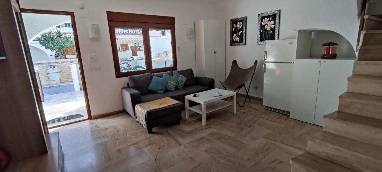 Beach Breeze Townhouse By The Beach Santa Pola Kültér fotó
